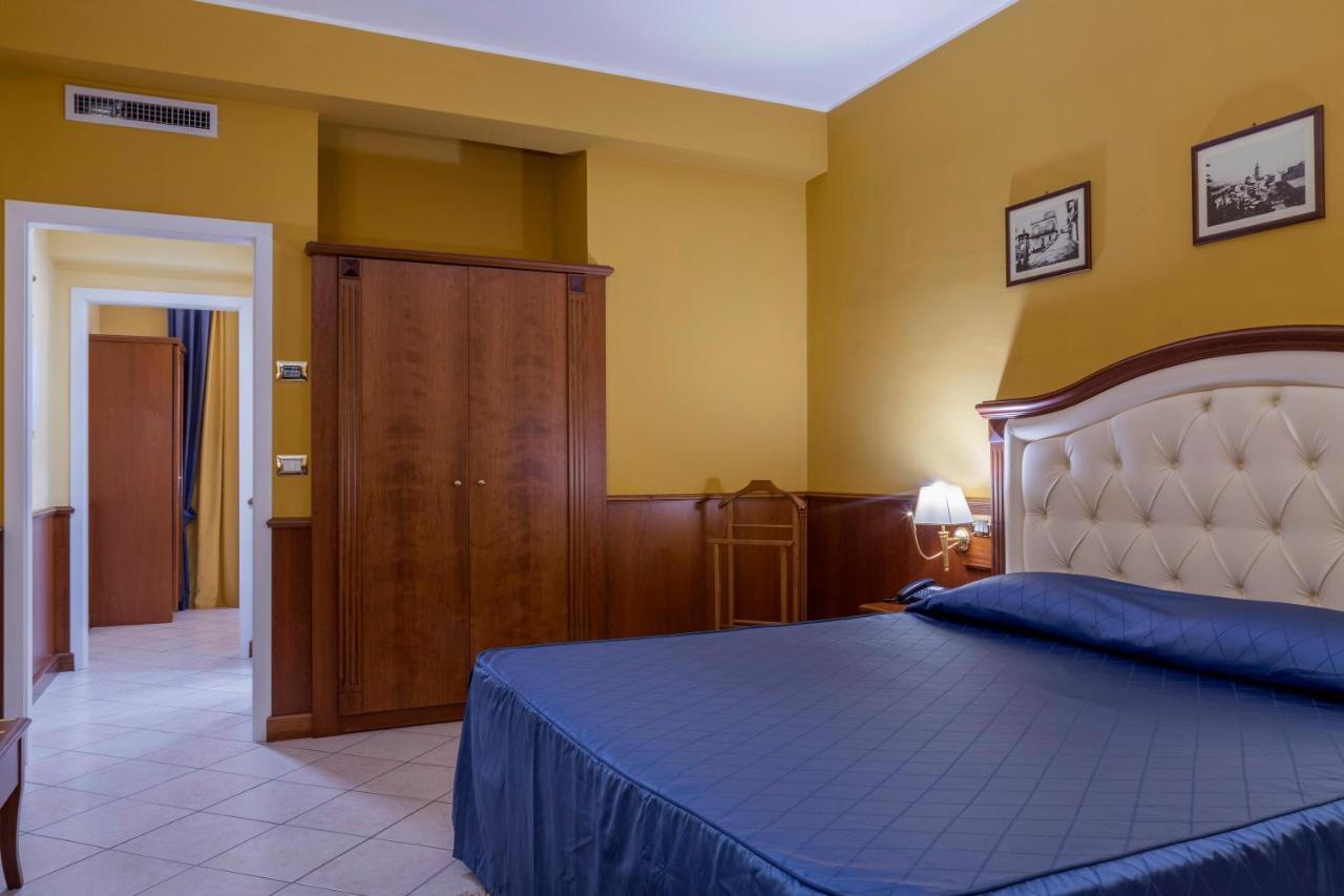 Hotel San Michele Milazzo Buitenkant foto