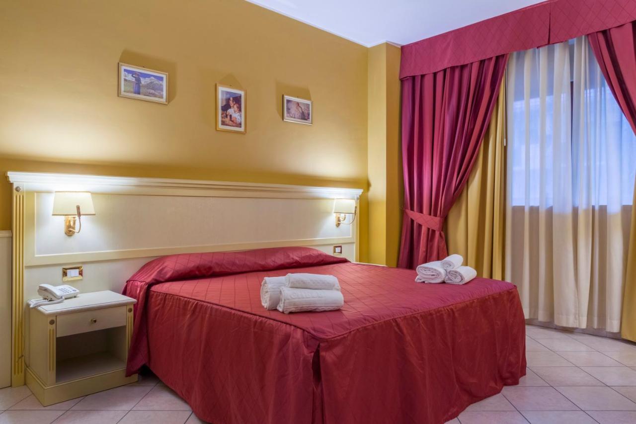 Hotel San Michele Milazzo Buitenkant foto