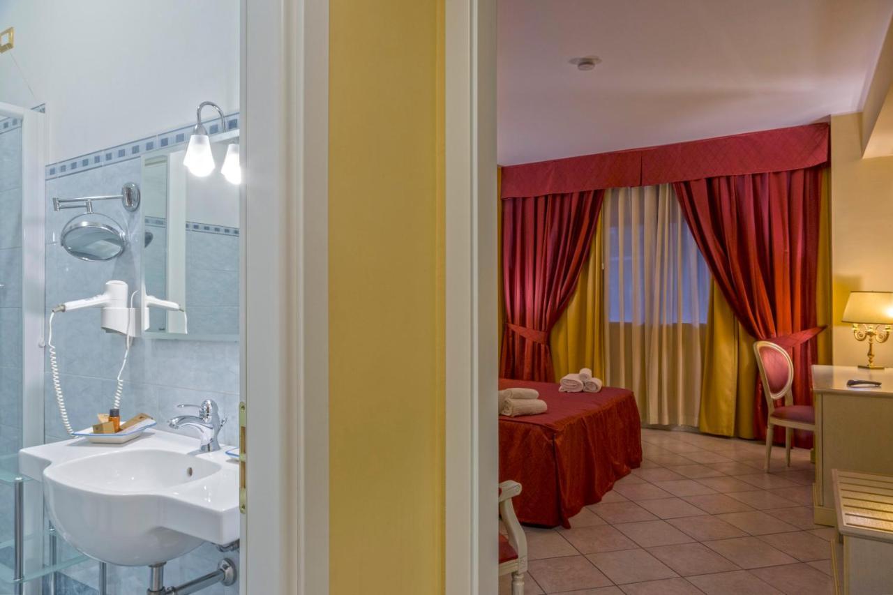 Hotel San Michele Milazzo Buitenkant foto