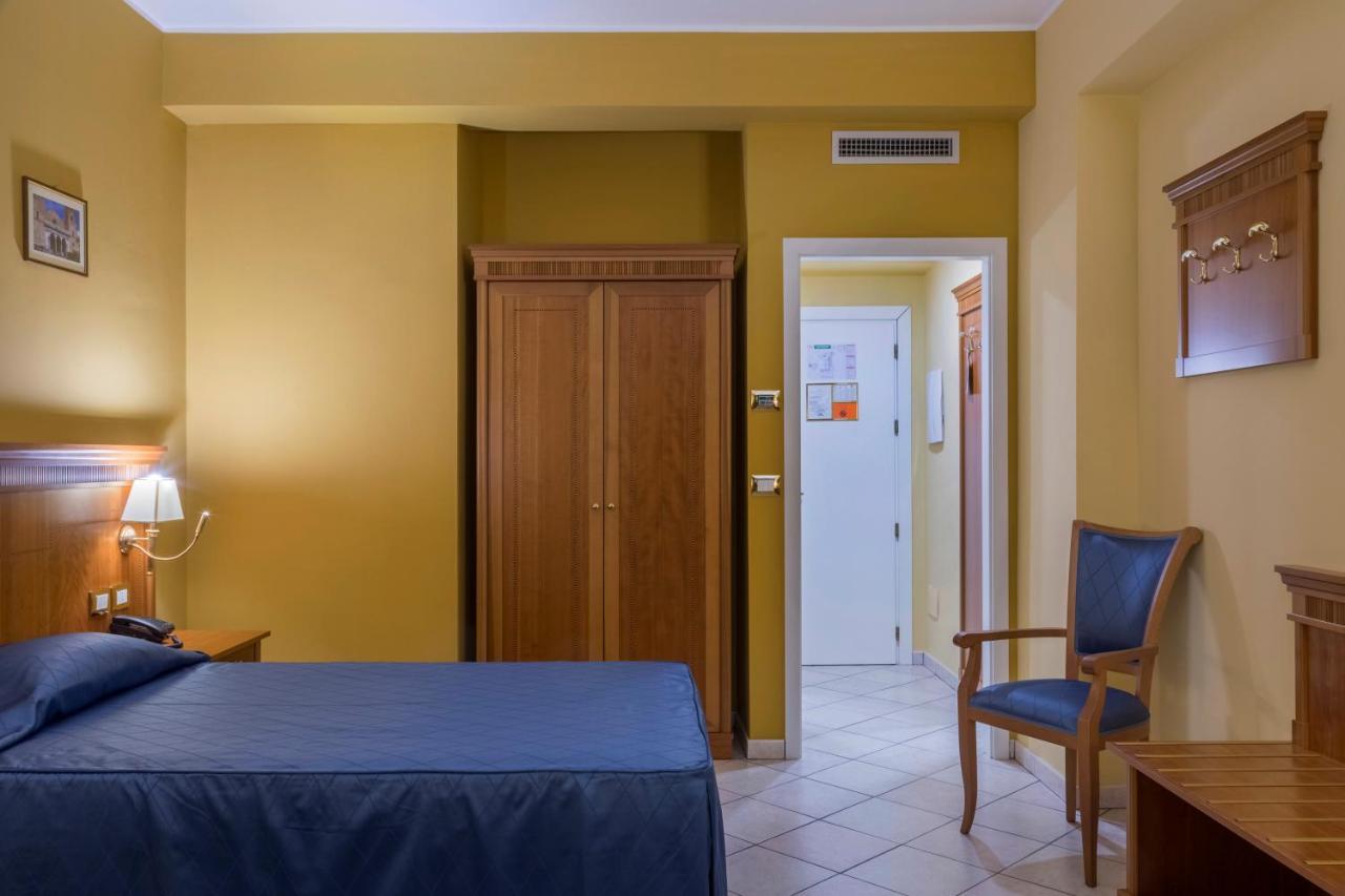 Hotel San Michele Milazzo Buitenkant foto
